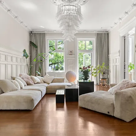 Ba61 - Lux 4 Bedrooms, 260 Sqm, 2 Balconies, Free Parking