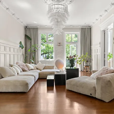 Ba61 - Lux 4 Bedrooms, 260 Sqm, 2 Balconies, Free Parking