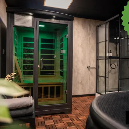 Ba61 - Lux 4 Bedrooms, 260 Sqm, 2 Balconies, Free Parking *
