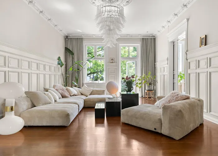 Ba61 - Lux 4 Bedrooms, 260 Sqm, 2 Balconies, Free Parking