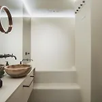 Lägenhet Ba61 - Lux 4 Bedrooms, 260 Sqm, 2 Balconies, Free Parking